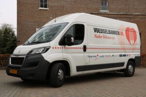 Bestelwagen Voedselbank
